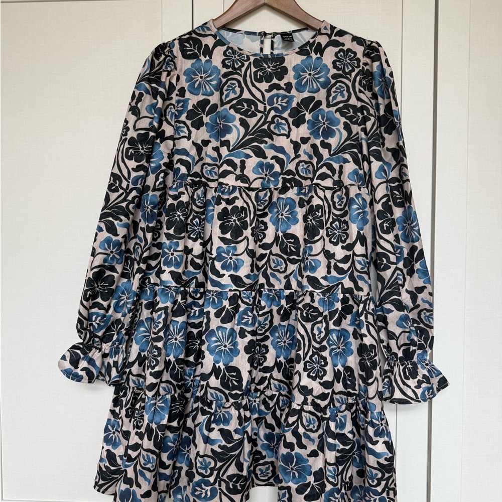 SHEIN Blue and Black Floral Tiered Long-Sleeve Dress
